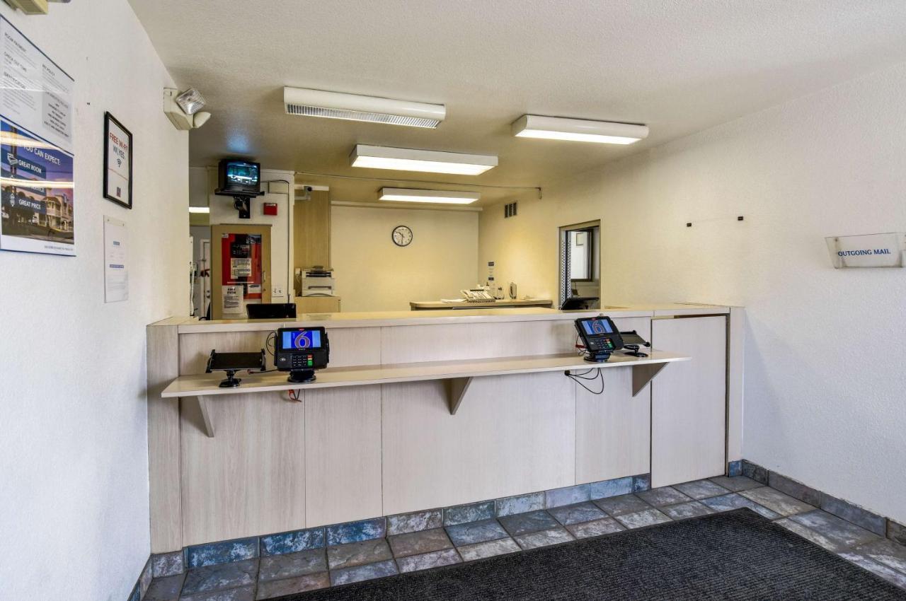 Motel 6-South Lake Tahoe, Ca Екстер'єр фото