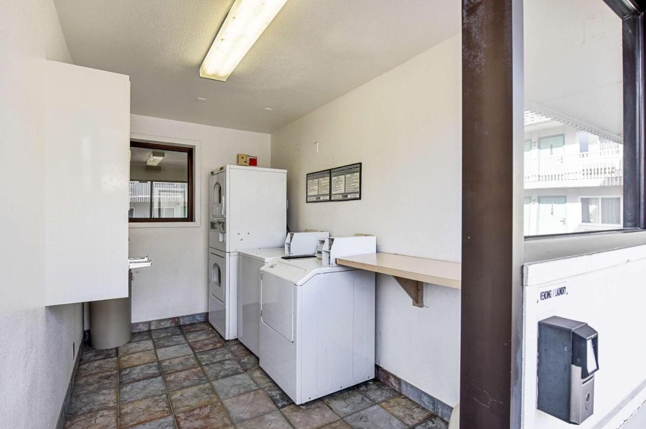 Motel 6-South Lake Tahoe, Ca Екстер'єр фото