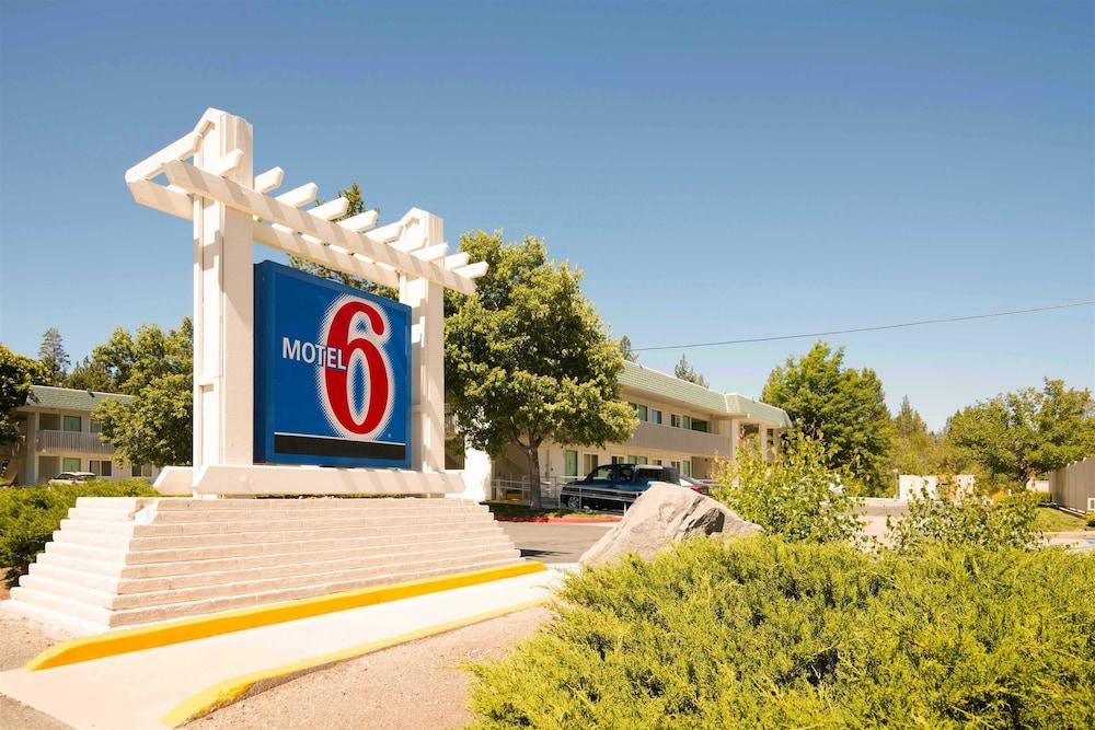 Motel 6-South Lake Tahoe, Ca Екстер'єр фото